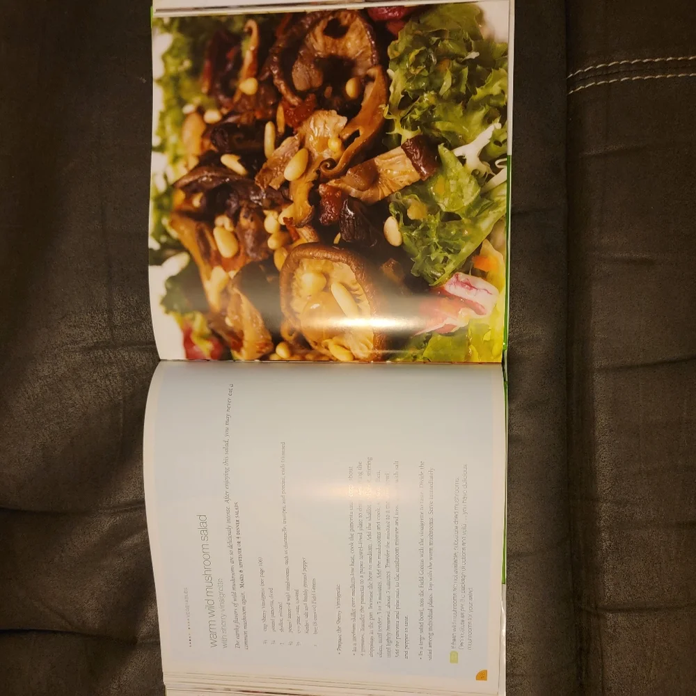 Simply Salads by Jennifer Chandler‎ Hardbook